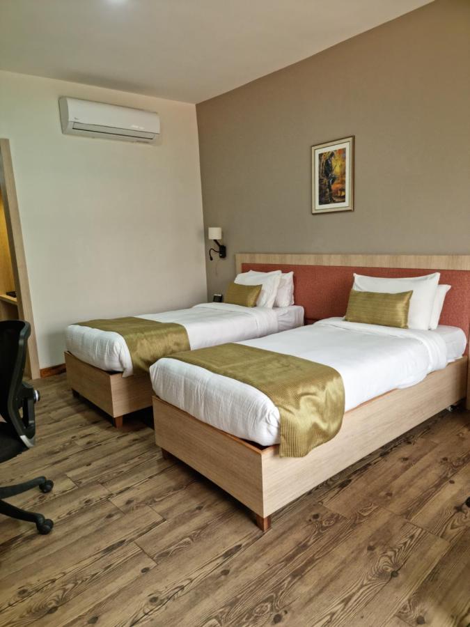 Hotel Nirvana By Luxury International Paklihwa Exterior photo